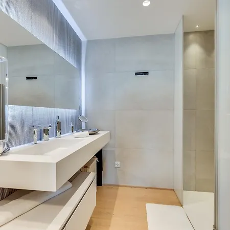 About Banus Bay Allure * Marbella
